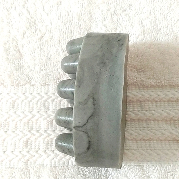 HANDCRAFTED CLAY & OATMEAL ARTISAN MASSAGE BAR HANDMADE BATH SOAP BAR 4.5oz. NWT - Picture 5 of 7